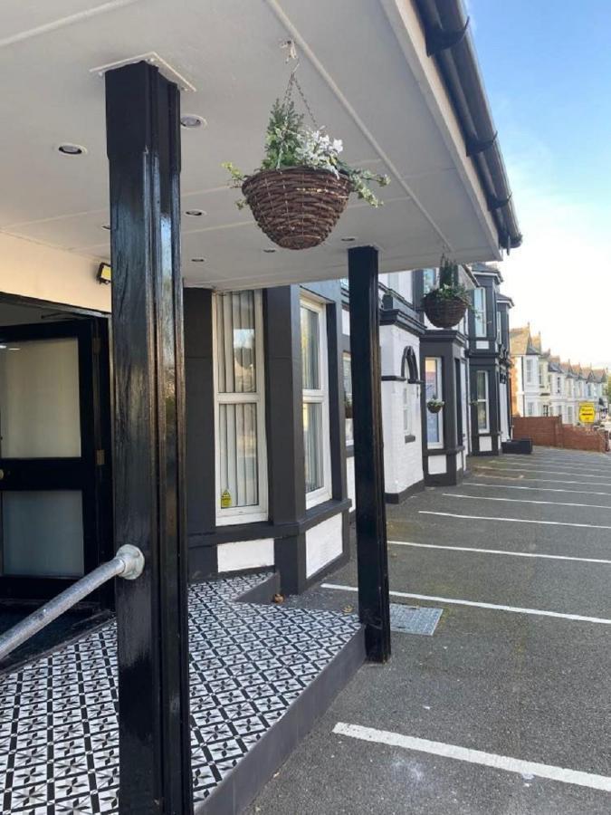 Burlington Hotel Sandown Exterior photo